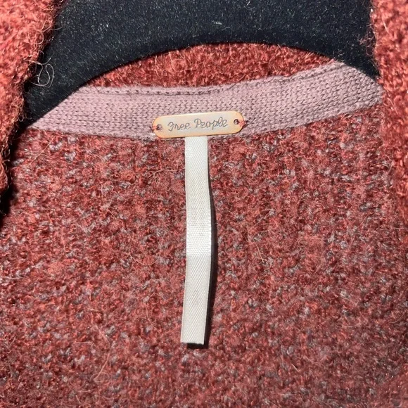 Free People Boho Oversized Pullover in Textured Red Knit - Picture 4 of 6